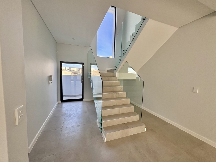 4 Bedroom Property for Sale in Sandown Western Cape
